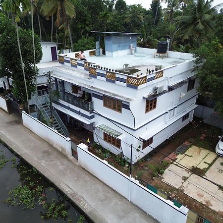 Paddy N Canal Homestay Alappuzha Exterior foto